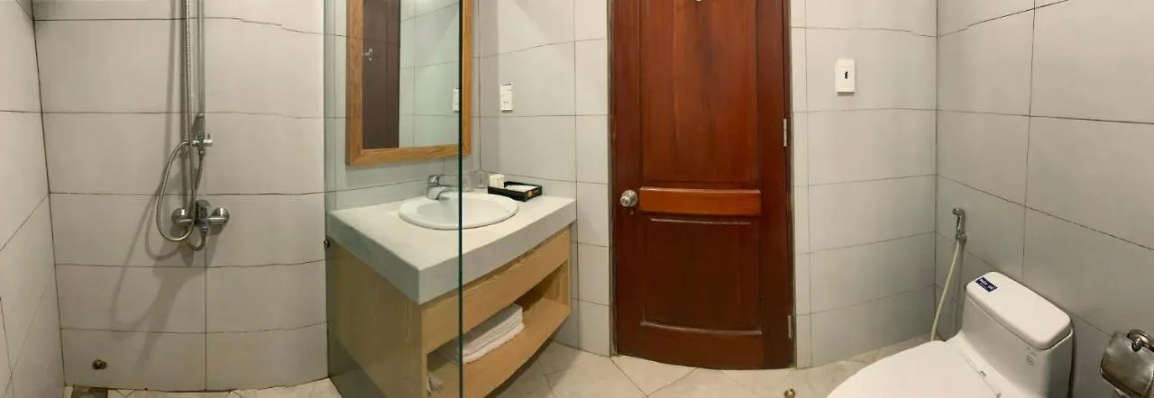 ***  Thuy Van Hotel Vung Tau Vietnam
