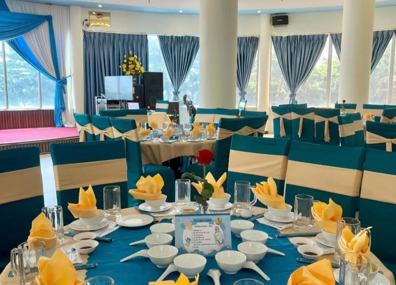 וונג טאו Thuy Van Hotel וייטנאם